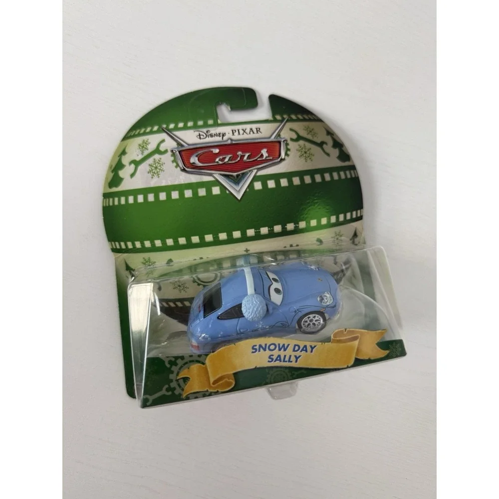 Disney Pixar Cars - SNOW DAY‎ SALLY CHRISTMAS HOLIDAY 2016 - 1:55 Diecast